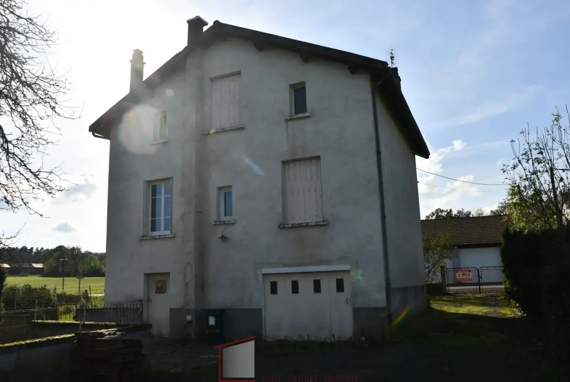Maison à Arlanc - 87 m2 sur 5223 m2 de terrain, à rénover 