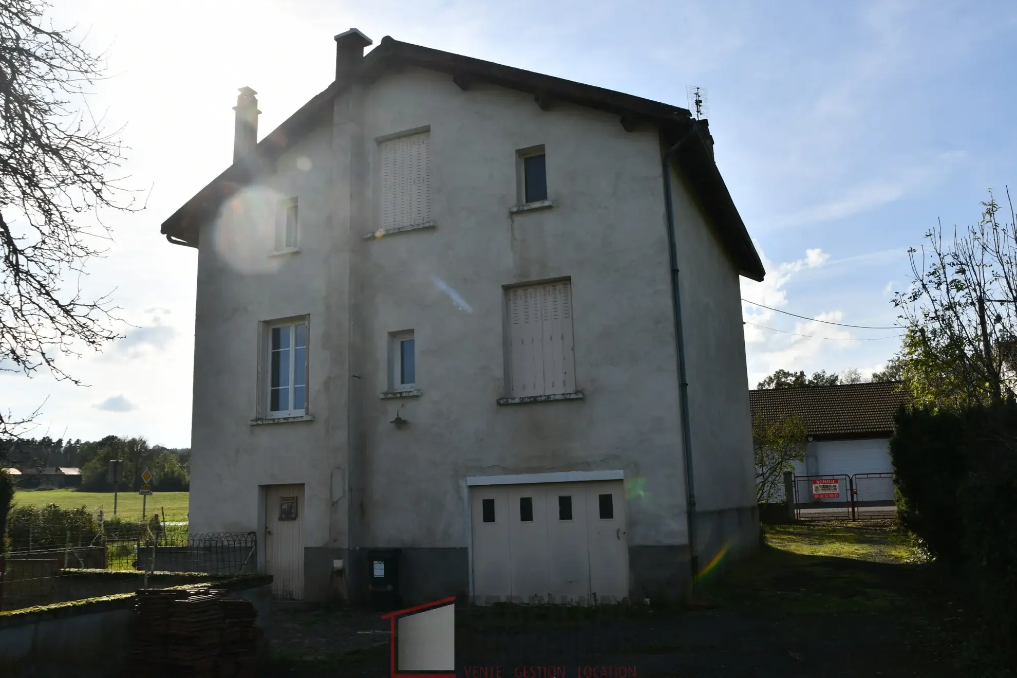 Maison à Arlanc - 87 m2 sur 5223 m2 de terrain, à rénover 