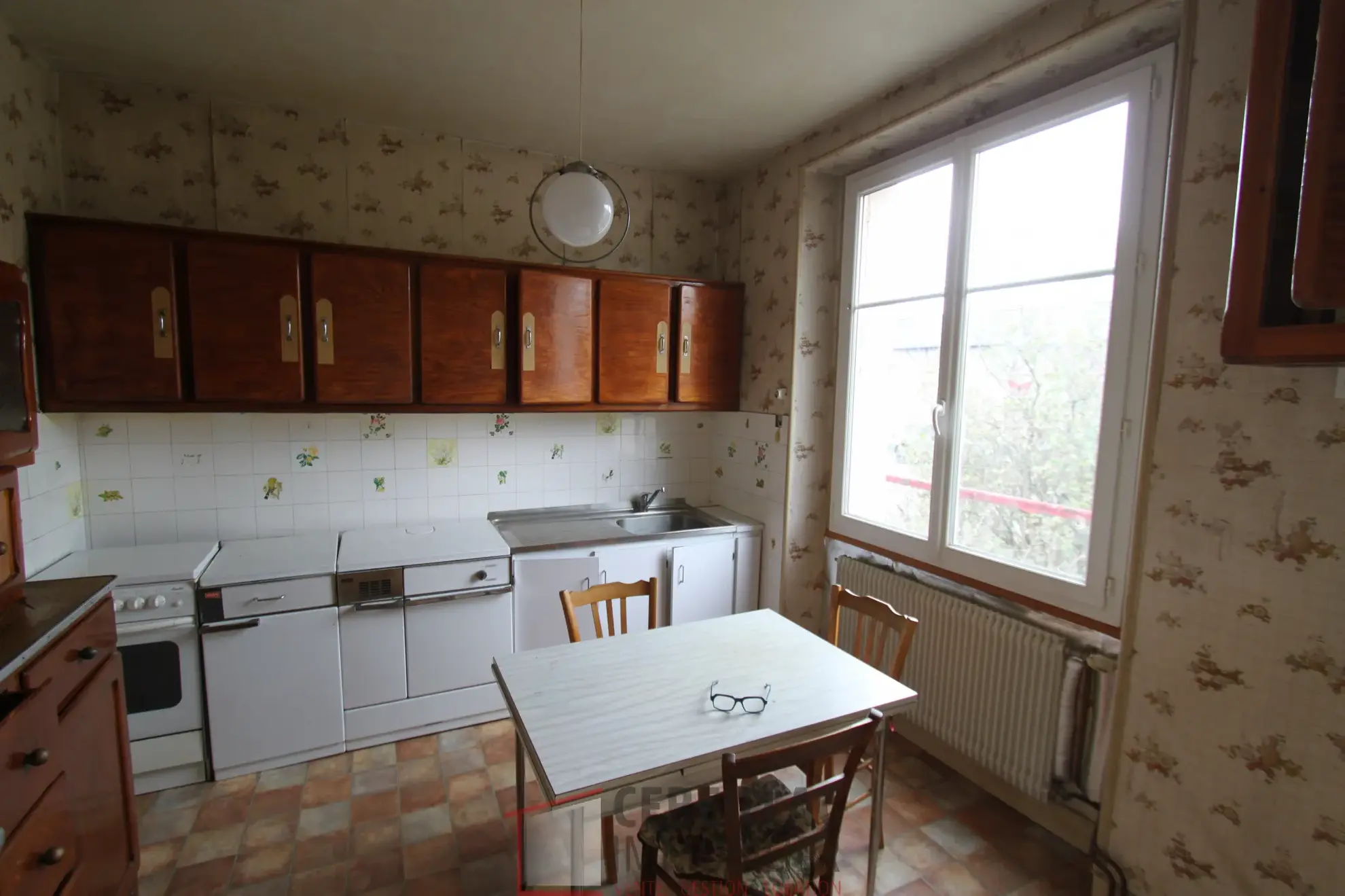 Maison à Arlanc - 87 m2 sur 5223 m2 de terrain, à rénover 