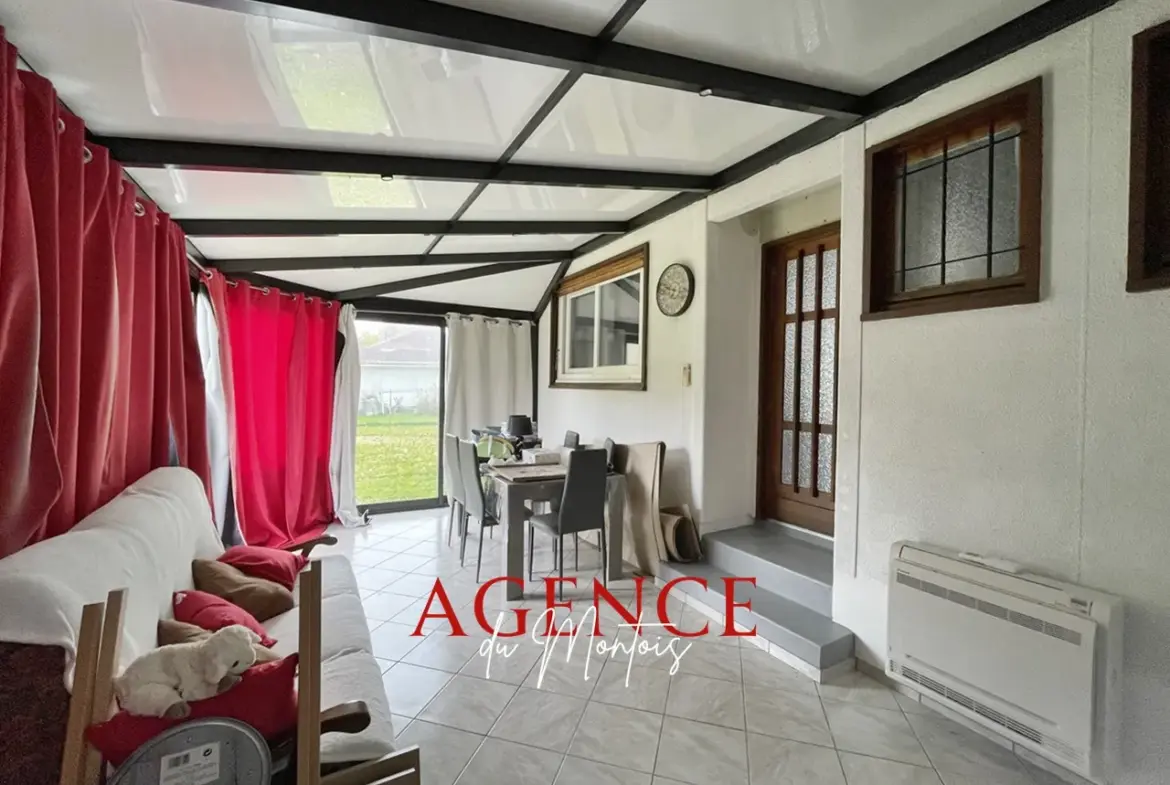 Vente Pavillon Thorigny-sur-Oreuse - 2 Chambres et Jardin 