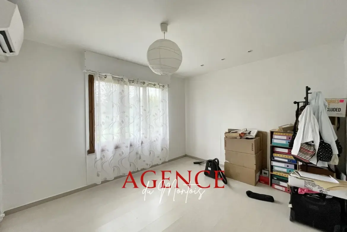 Vente Pavillon Thorigny-sur-Oreuse - 2 Chambres et Jardin 