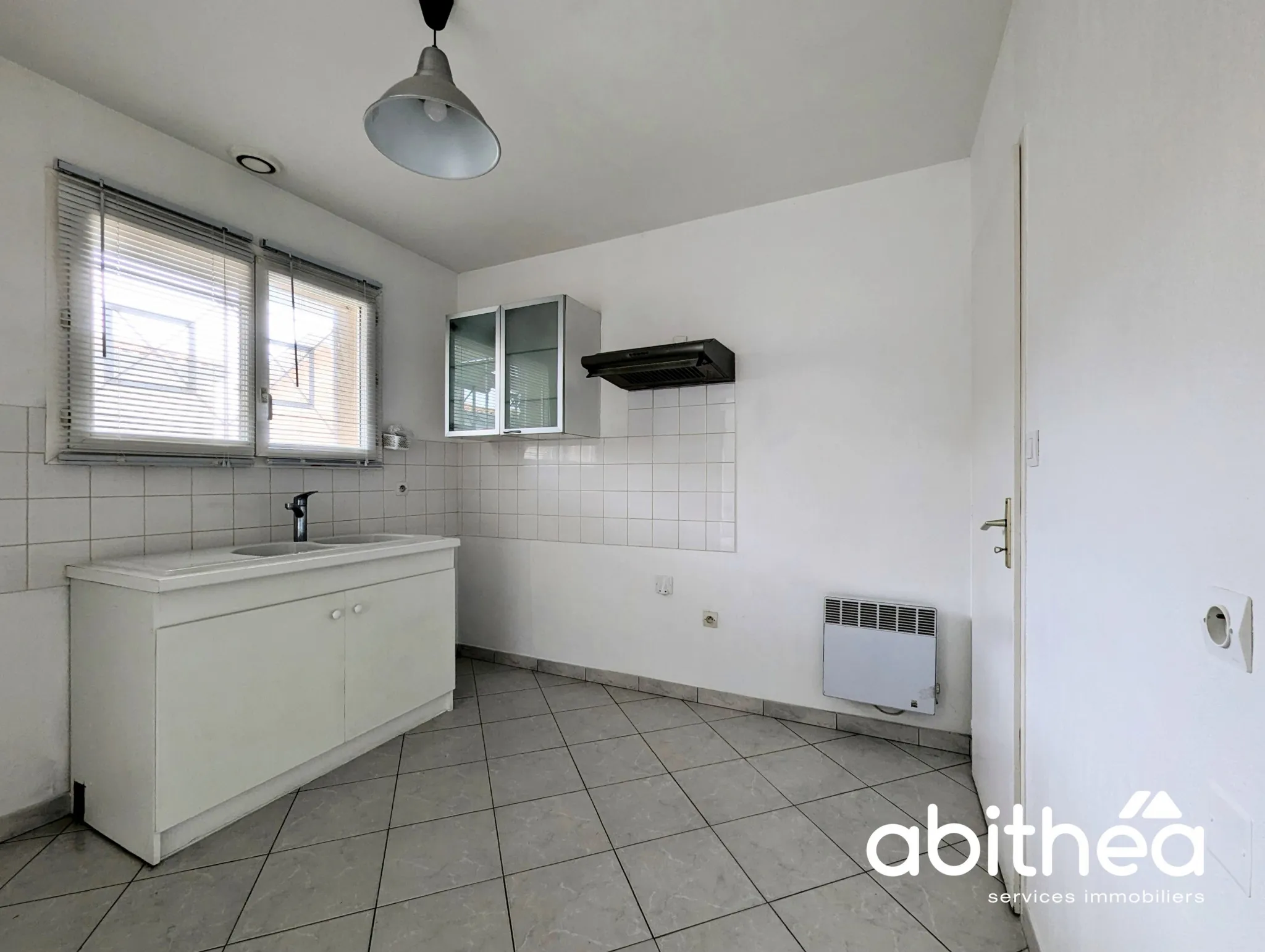 Maison plain-pied F3 à Libourne - 70 m² sur 218 m² de terrain 