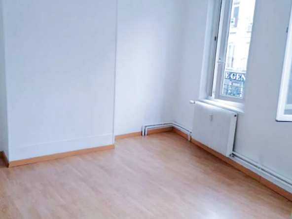 À vendre : Appartement lumineux T1 à Bolbec, 42,79 m² 
