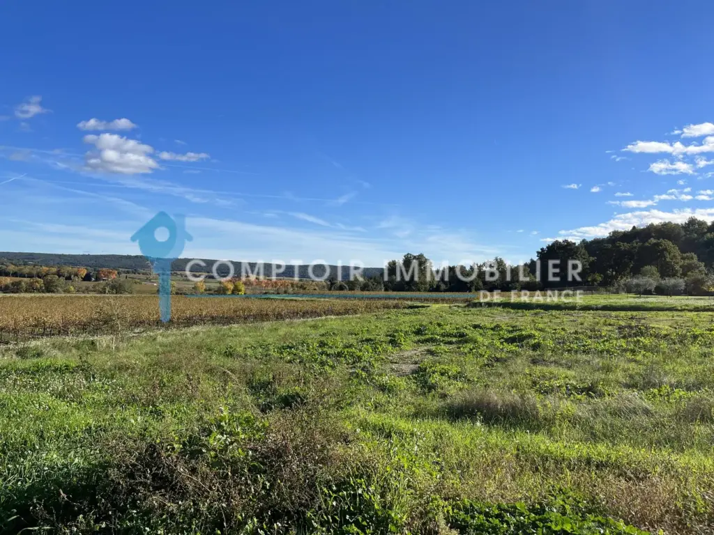 Terrain à bâtir de 1072 m2 entre Uzès et Nîmes