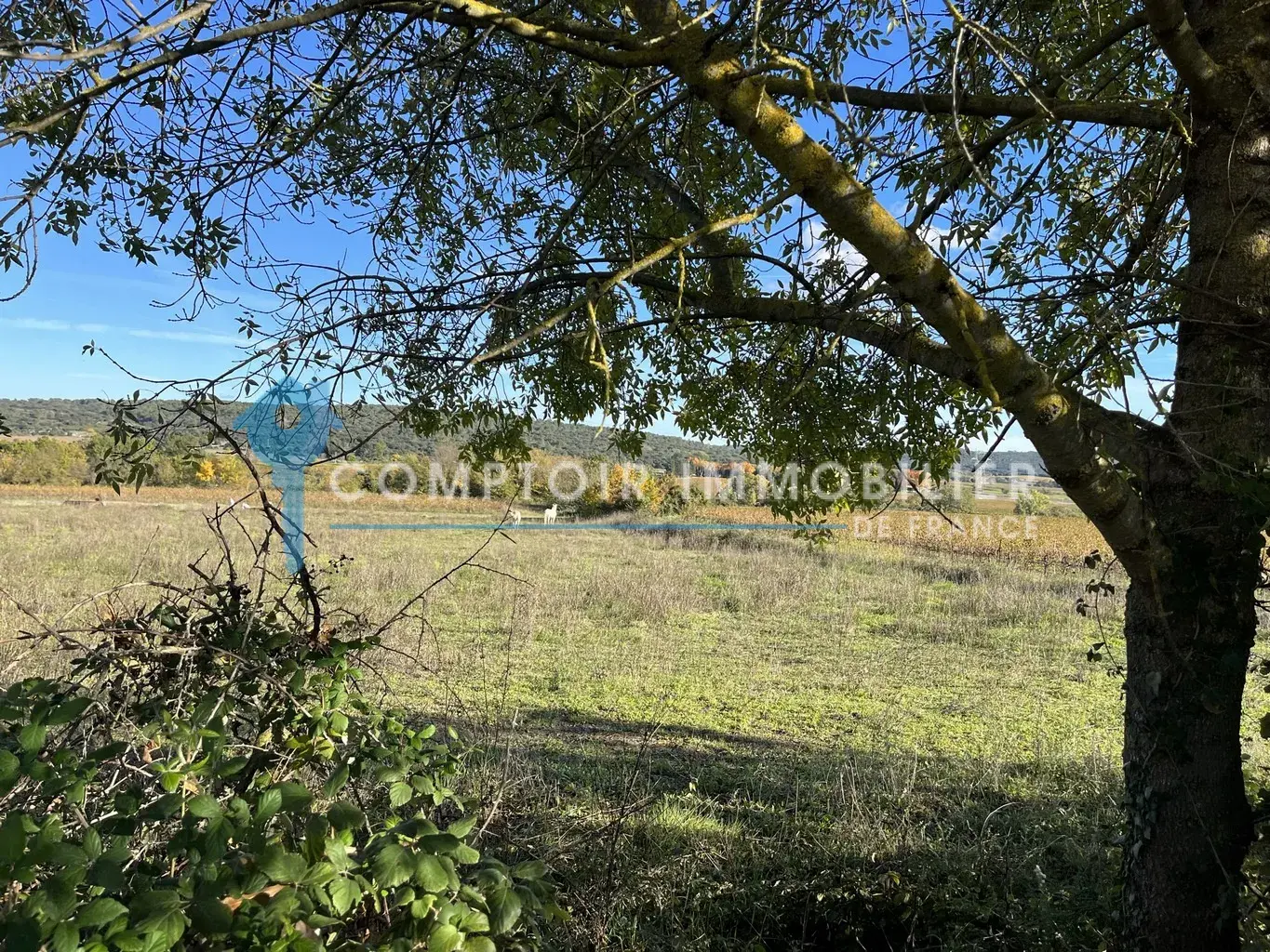Terrain à bâtir de 1072 m2 entre Uzès et Nîmes 