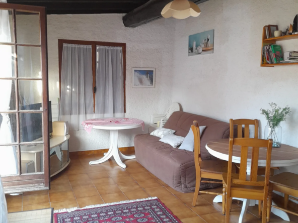 À vendre : Grand T2 avec Terrasse et Garage à Port-Vendres 
