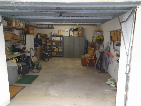 À vendre : Grand T2 avec Terrasse et Garage à Port-Vendres 