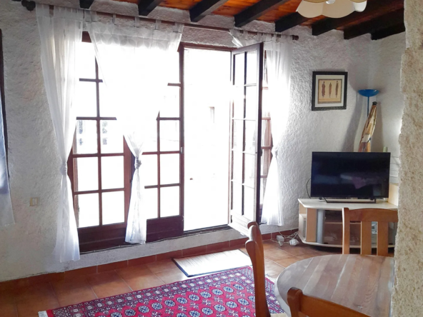 À vendre : Grand T2 avec Terrasse et Garage à Port-Vendres 