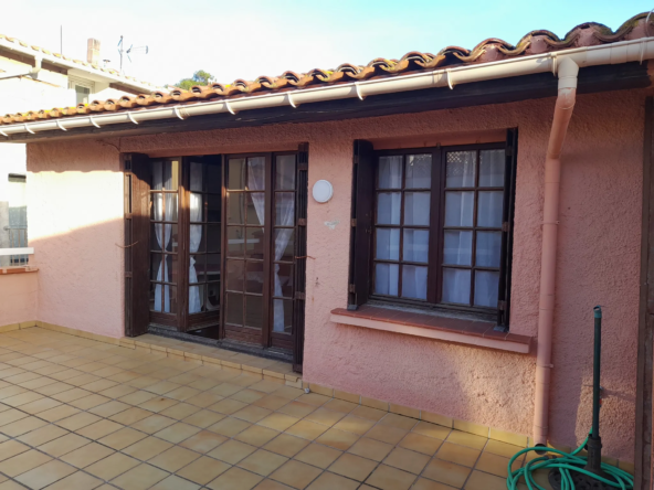 À vendre : Grand T2 avec Terrasse et Garage à Port-Vendres 