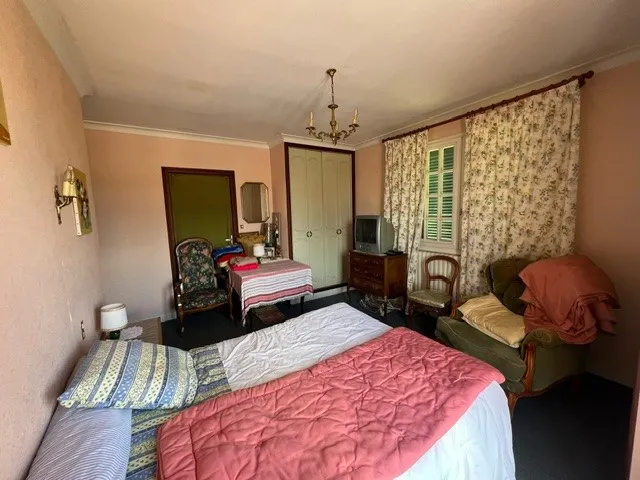 À vendre : Maison spacieuse de 150.11 m² avec piscine à Courgains 