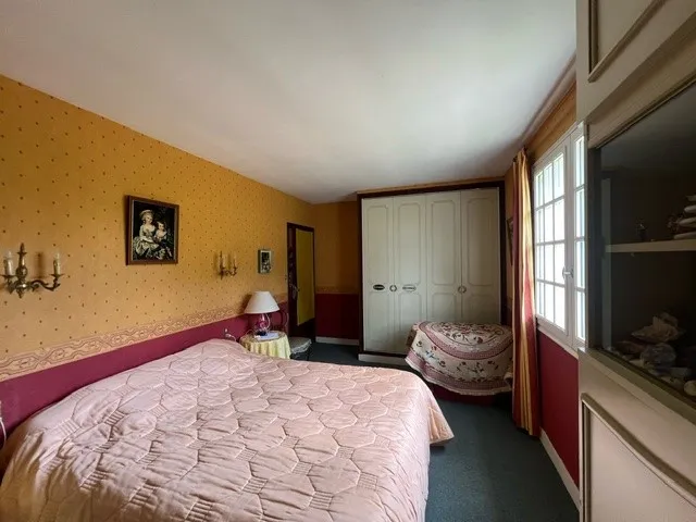 À vendre : Maison spacieuse de 150.11 m² avec piscine à Courgains 