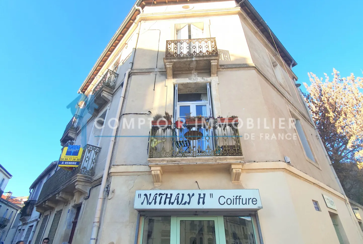 Libre Appartement F2 de 43 m² avec Balcon à Montpellier Beaux-Arts 