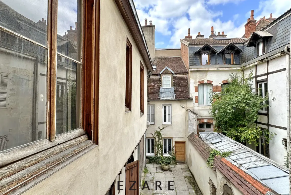 À vendre : appartement de 20,8 m² à Dijon, hypercentre, 75 000 € 