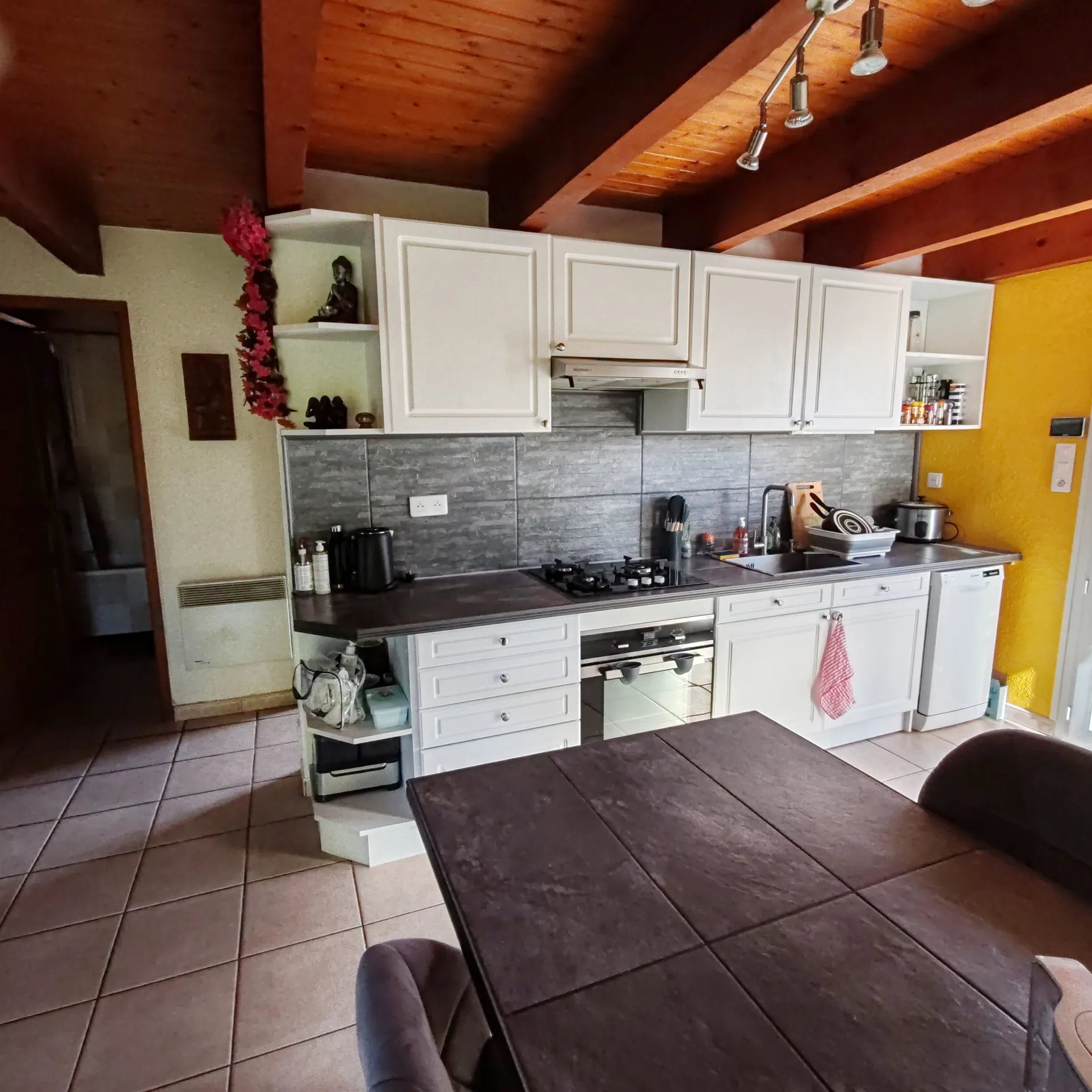 Maison 4 chambres avec garage et jardin à Salles d'Aude 