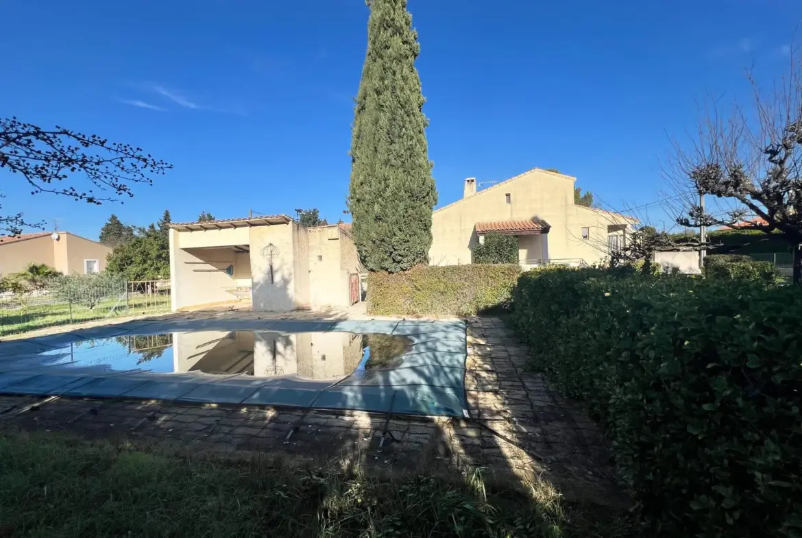 Maison à vendre à Sérignan-du-Comtat - 113 m2 avec piscine 