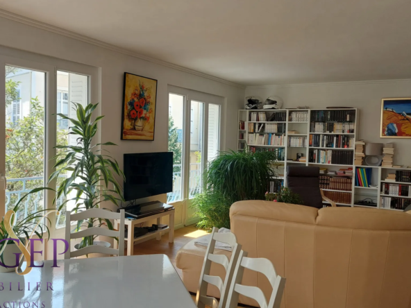 Appartement T4 très lumineux à Vichy - garage et caves inclus 