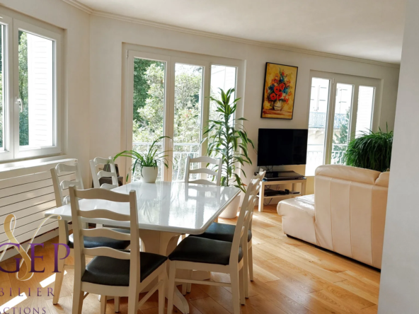 Appartement T4 très lumineux à Vichy - garage et caves inclus 