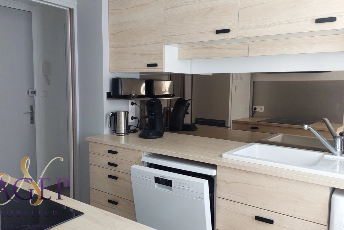 Appartement T4 très lumineux à Vichy - garage et caves inclus 