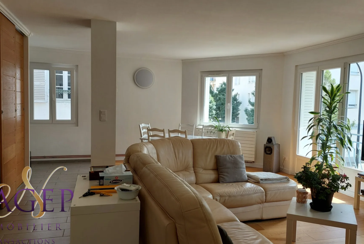 Appartement T4 très lumineux à Vichy - garage et caves inclus 