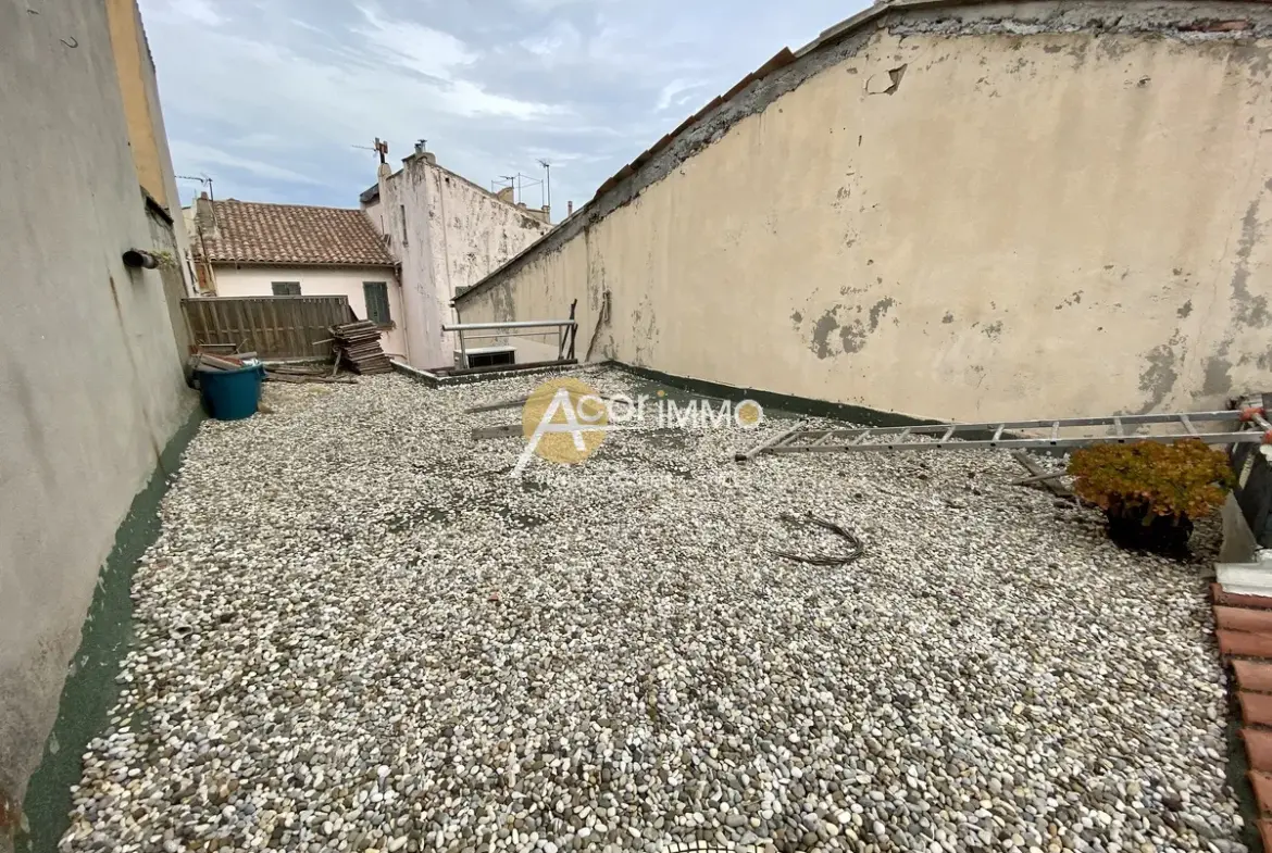 Appartement T4 atypique avec terrasse à La Seyne sur Mer 