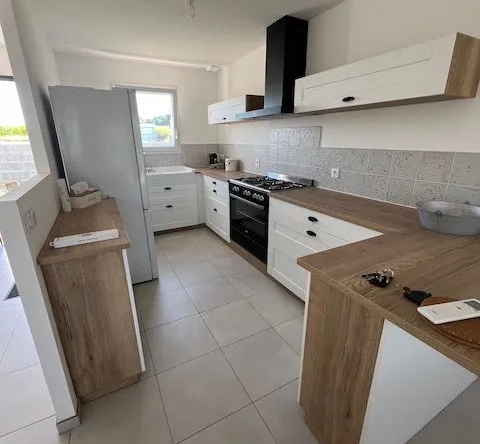 Maison contemporaine de plain-pied à Ste Hermine - 209 000 € 