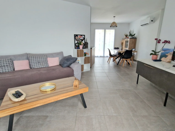 Maison de 2023 de plain-pied à Bazas, aucun travaux à prévoir 