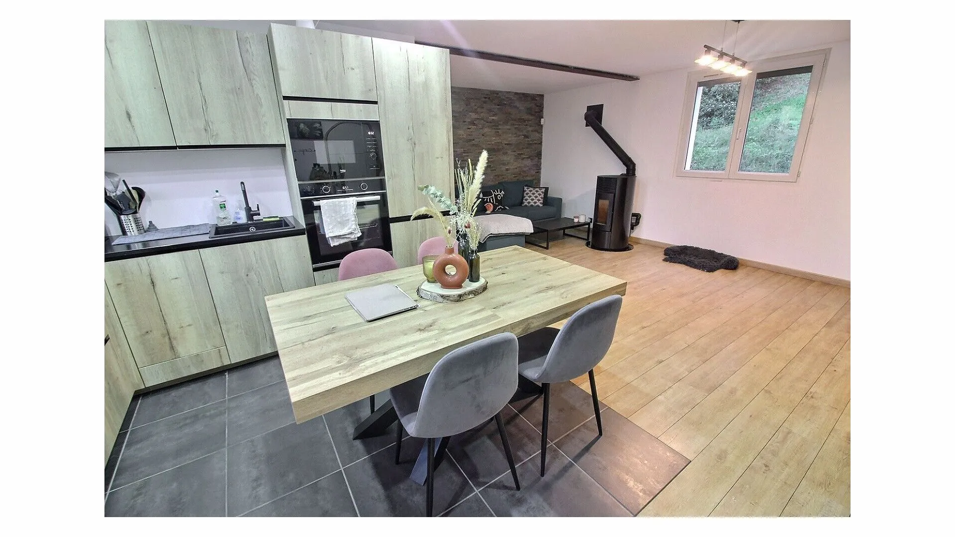 Appartement Type 3 rénové à Biver avec garage 