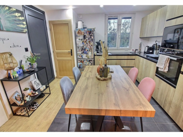 Appartement Type 3 rénové à Biver avec garage 