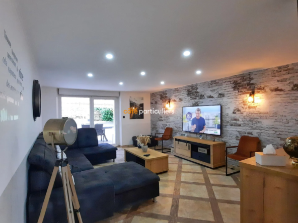 Immeuble en monopropriété à Champvans près de Dole 