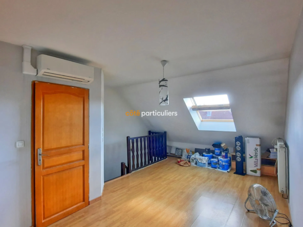 Immeuble en monopropriété à Champvans près de Dole 