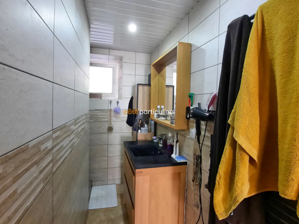 Immeuble en monopropriété à Champvans près de Dole 