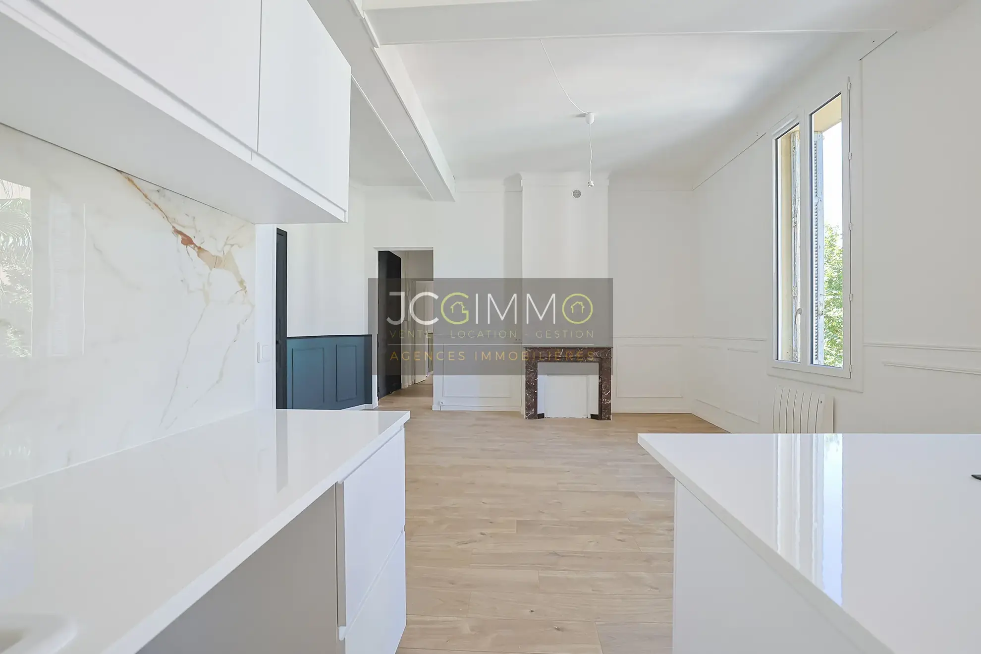 Appartement T3 rénové de 81 m² à Hyères - Quartier Gare 