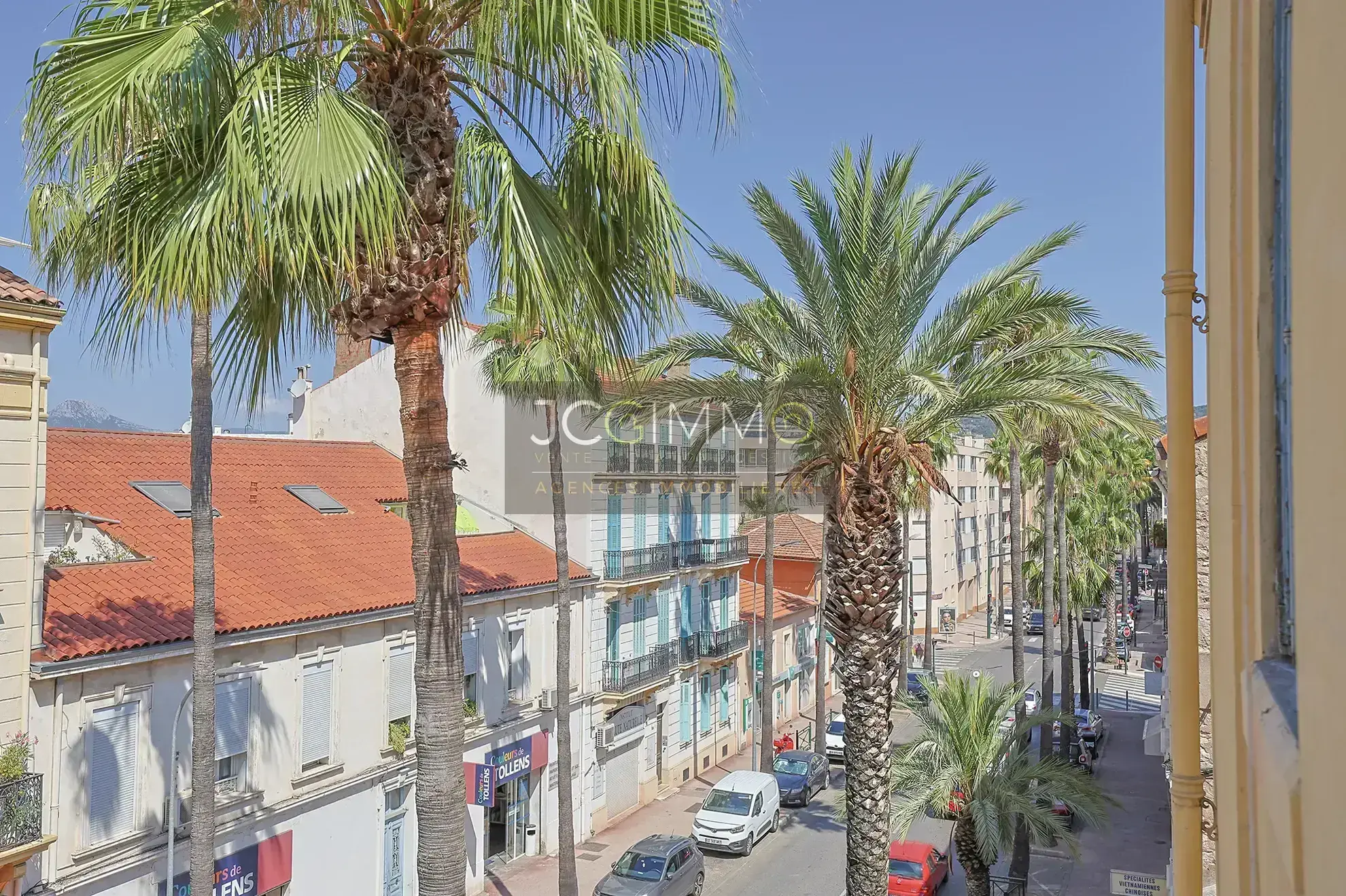 Appartement T3 rénové de 81 m² à Hyères - Quartier Gare 