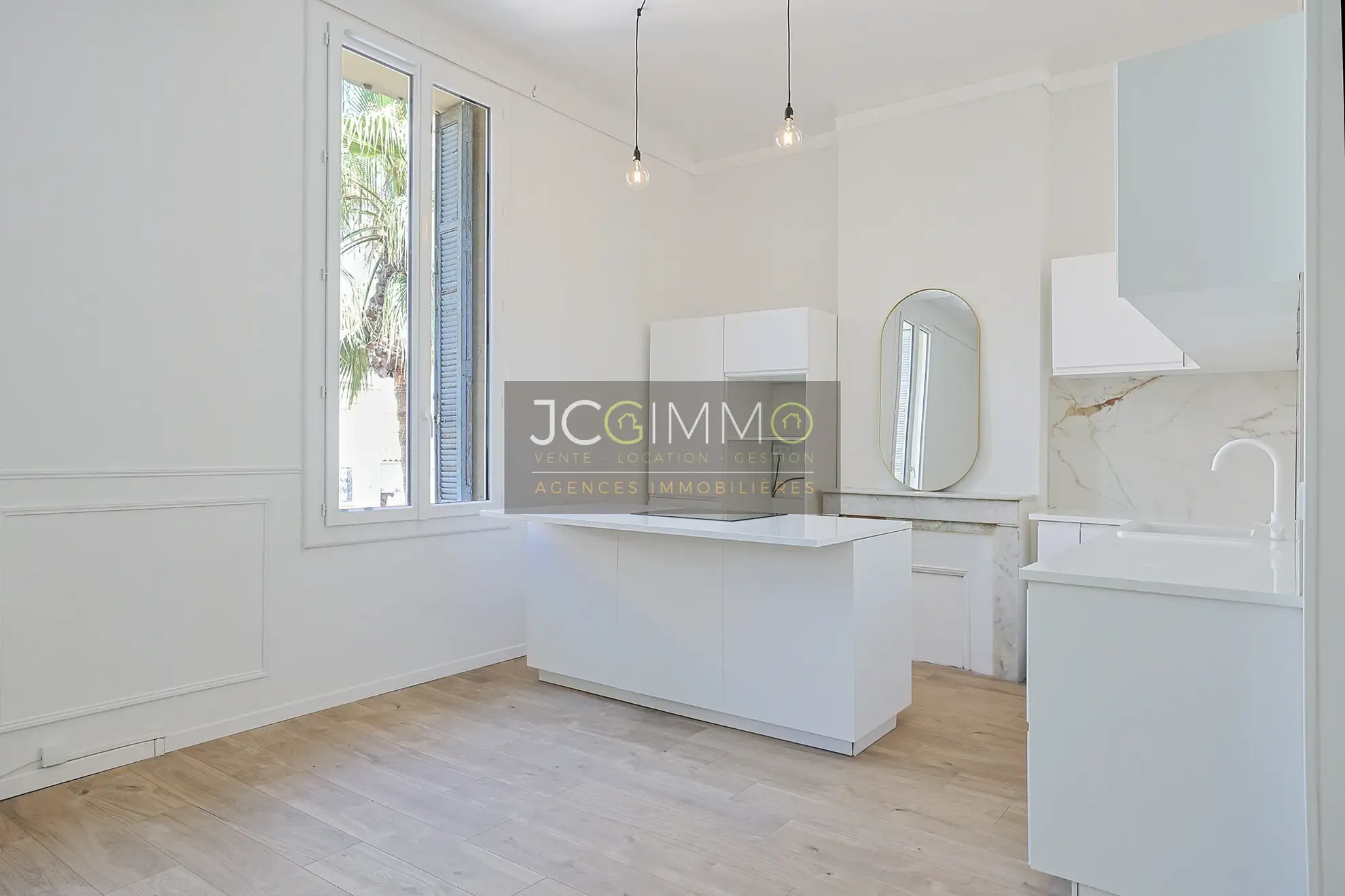Appartement T3 rénové de 81 m² à Hyères - Quartier Gare 