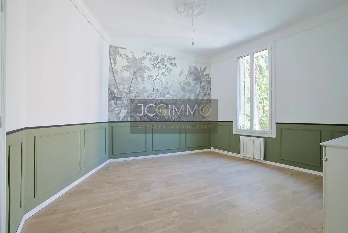 Appartement T3 rénové de 81 m² à Hyères - Quartier Gare 