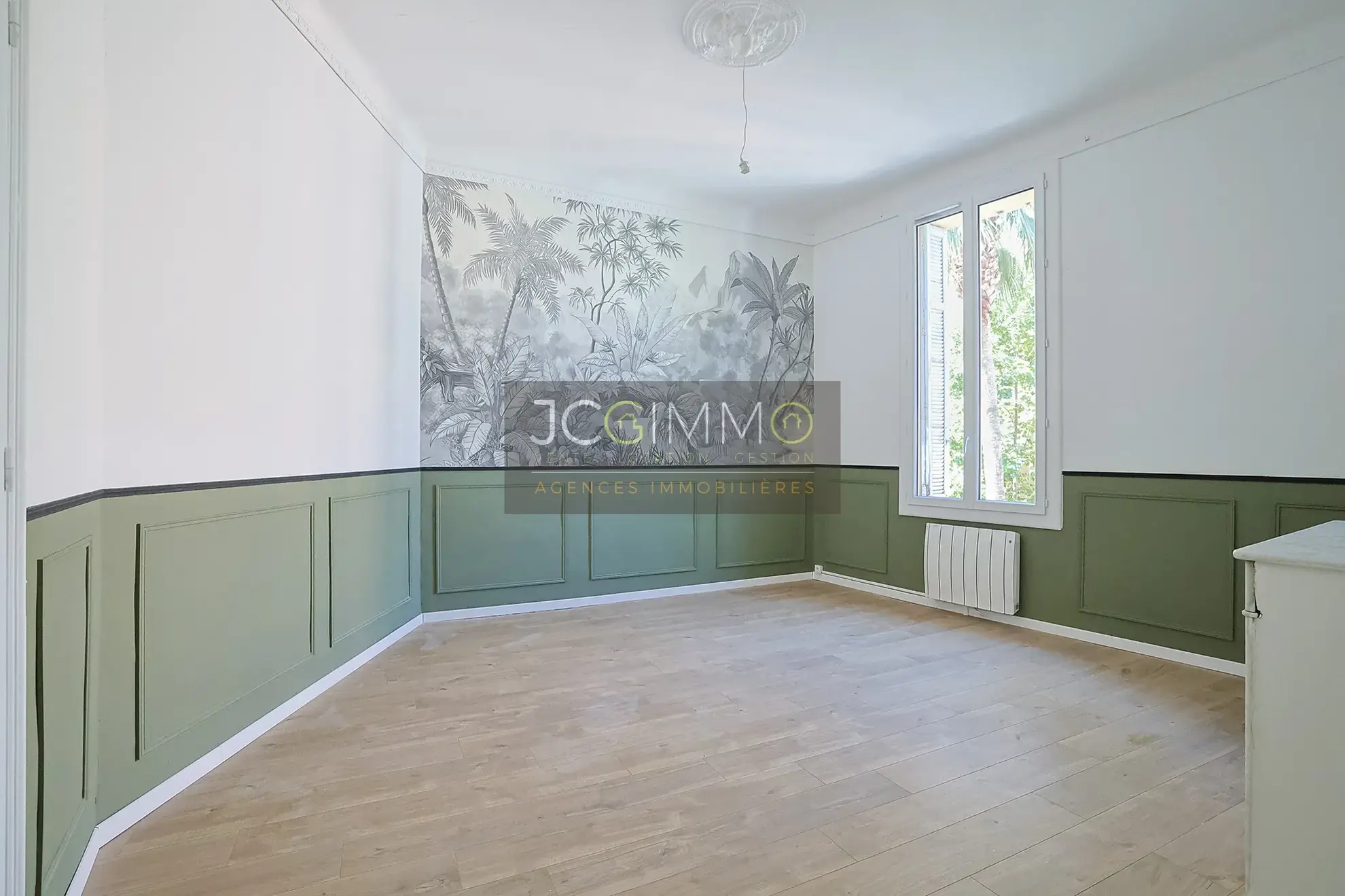 Appartement T3 rénové de 81 m² à Hyères - Quartier Gare 