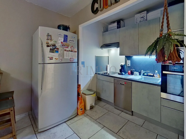 Appartement lumineux de deux pièces à Saint Aygulf 
