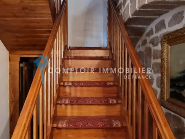 Maison de Village à Pradelles - 150 m² habitable 