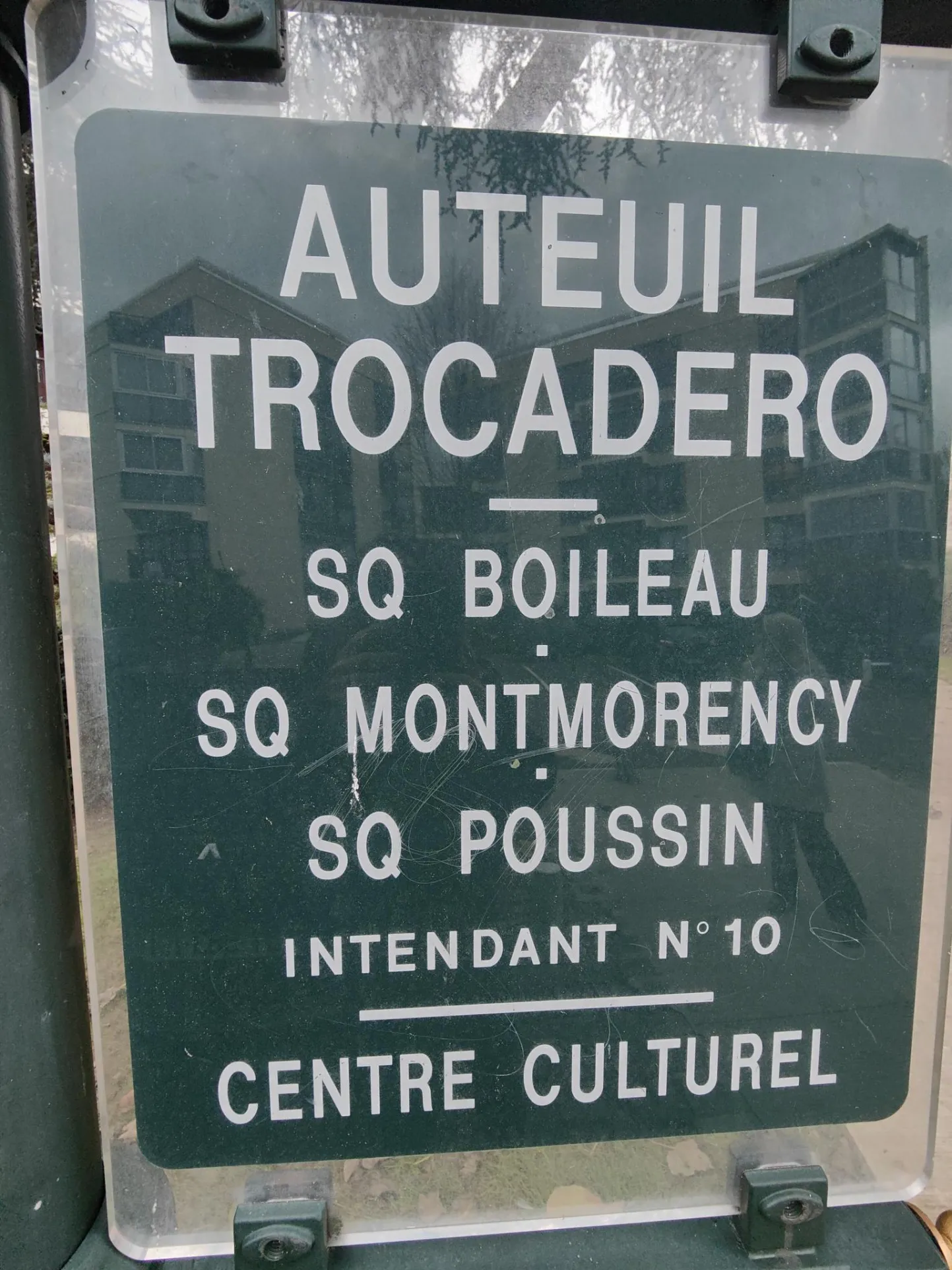 Appartement spacieux T2 à vendre à Le Chesnay Rocquencourt 