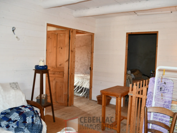 Ancien corps de ferme rénové à vendre à Céaux d'Allègre 