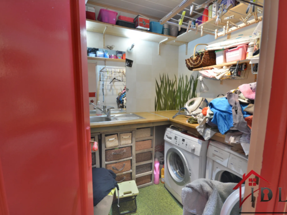 Immeuble avec Pizzéria et Appartement à Bourbonne Les Bains 