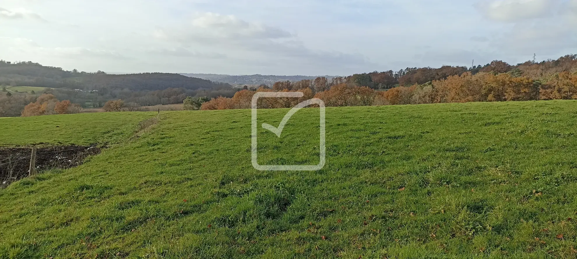 3 lots de terrain à bâtir viabilisés à Dampniat 