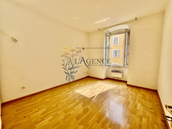 T3 à vendre Rue Miot, Bastia - 226000 EUR 