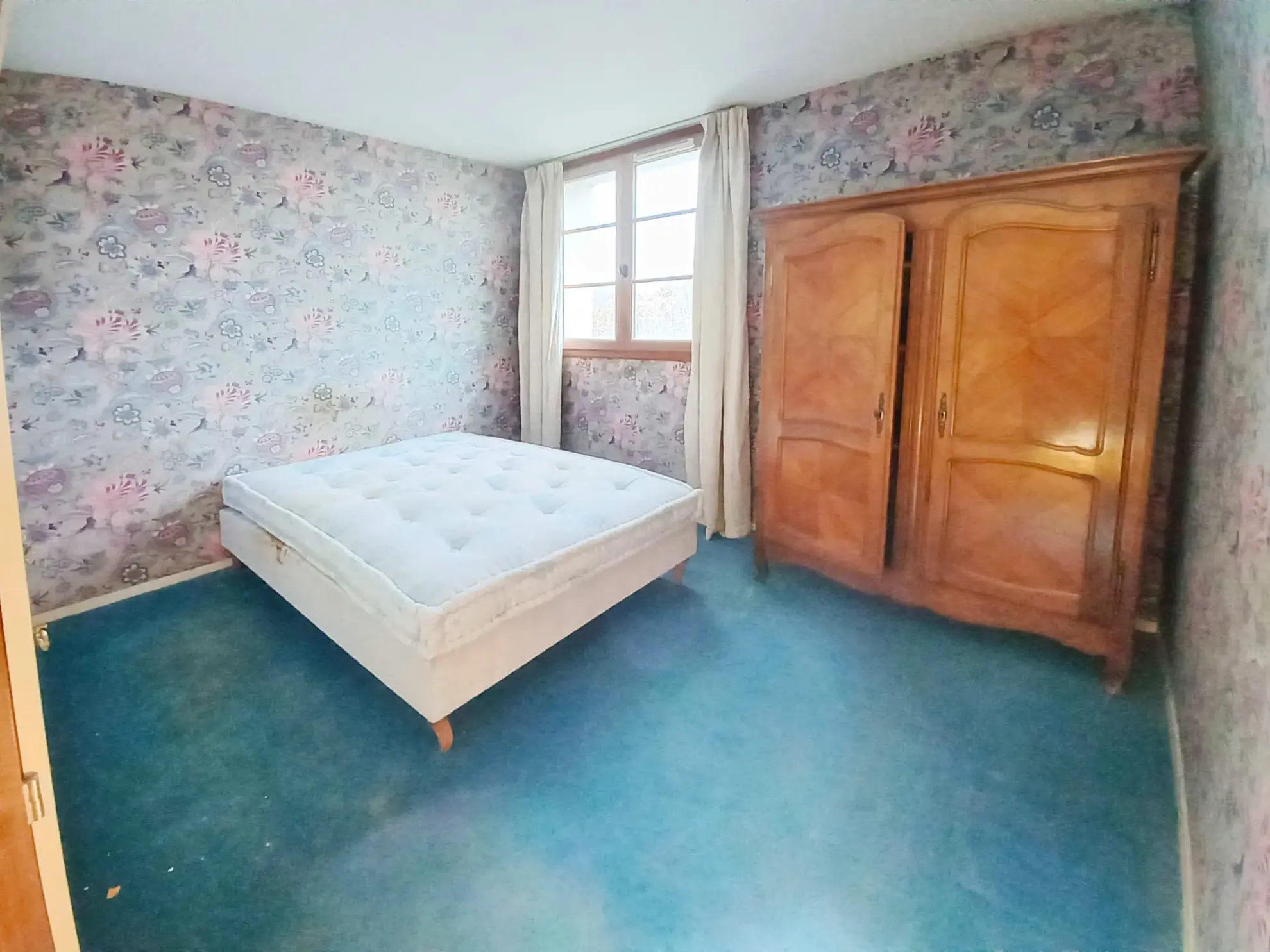 Appartement F4 à rénover à Creteil - Prix abordable 