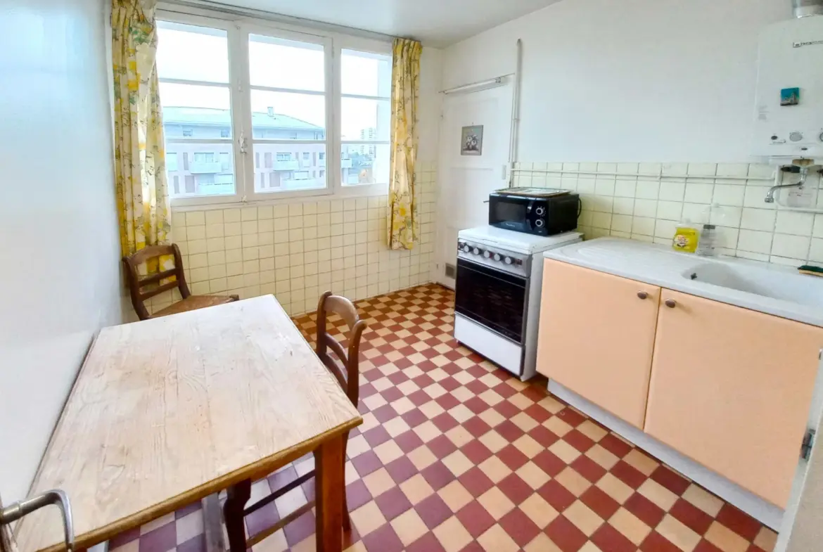 Appartement F4 à rénover à Creteil - Prix abordable 