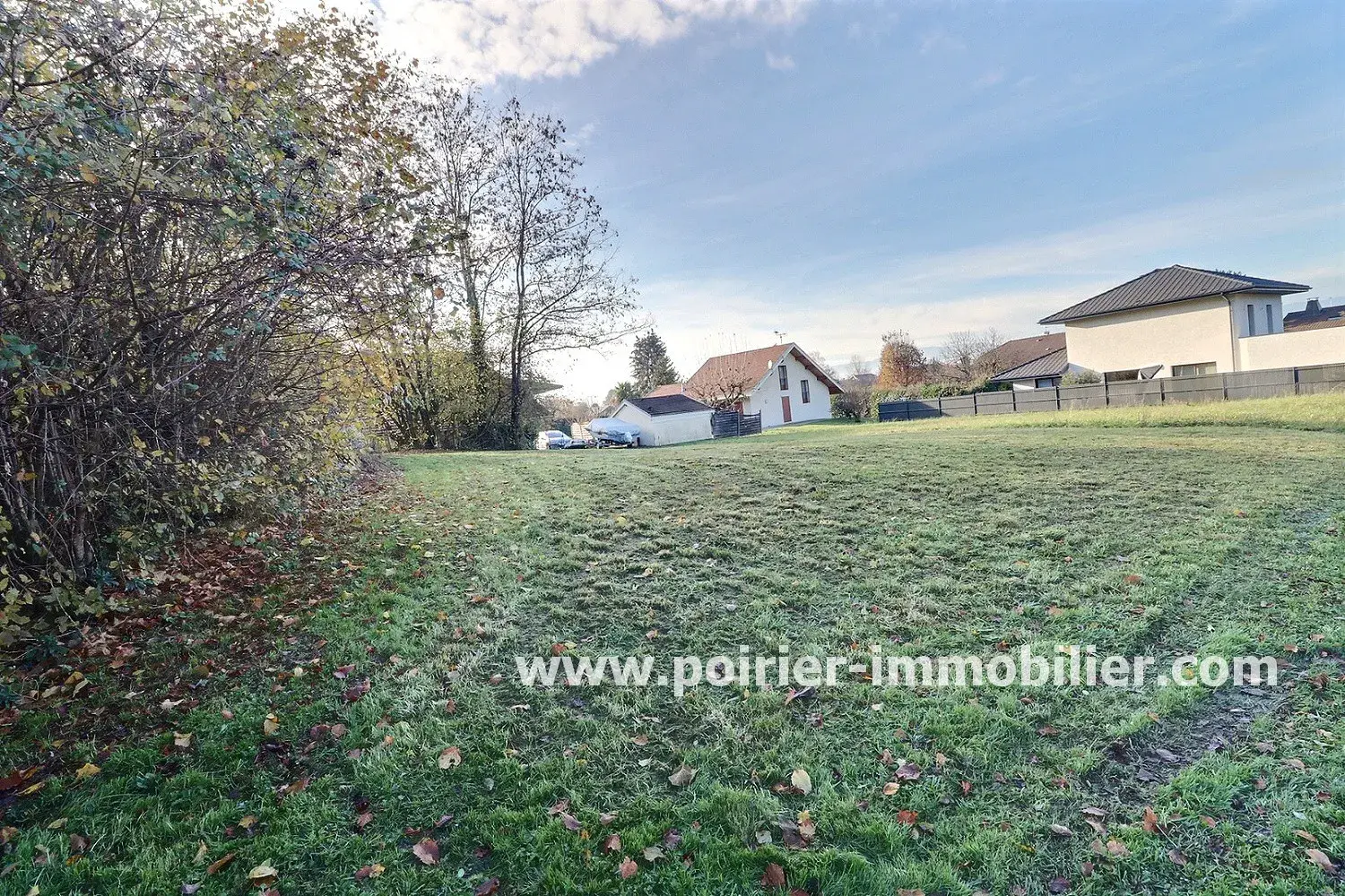 Terrain à bâtir de 565 m² à Bonnatrait, Sciez 
