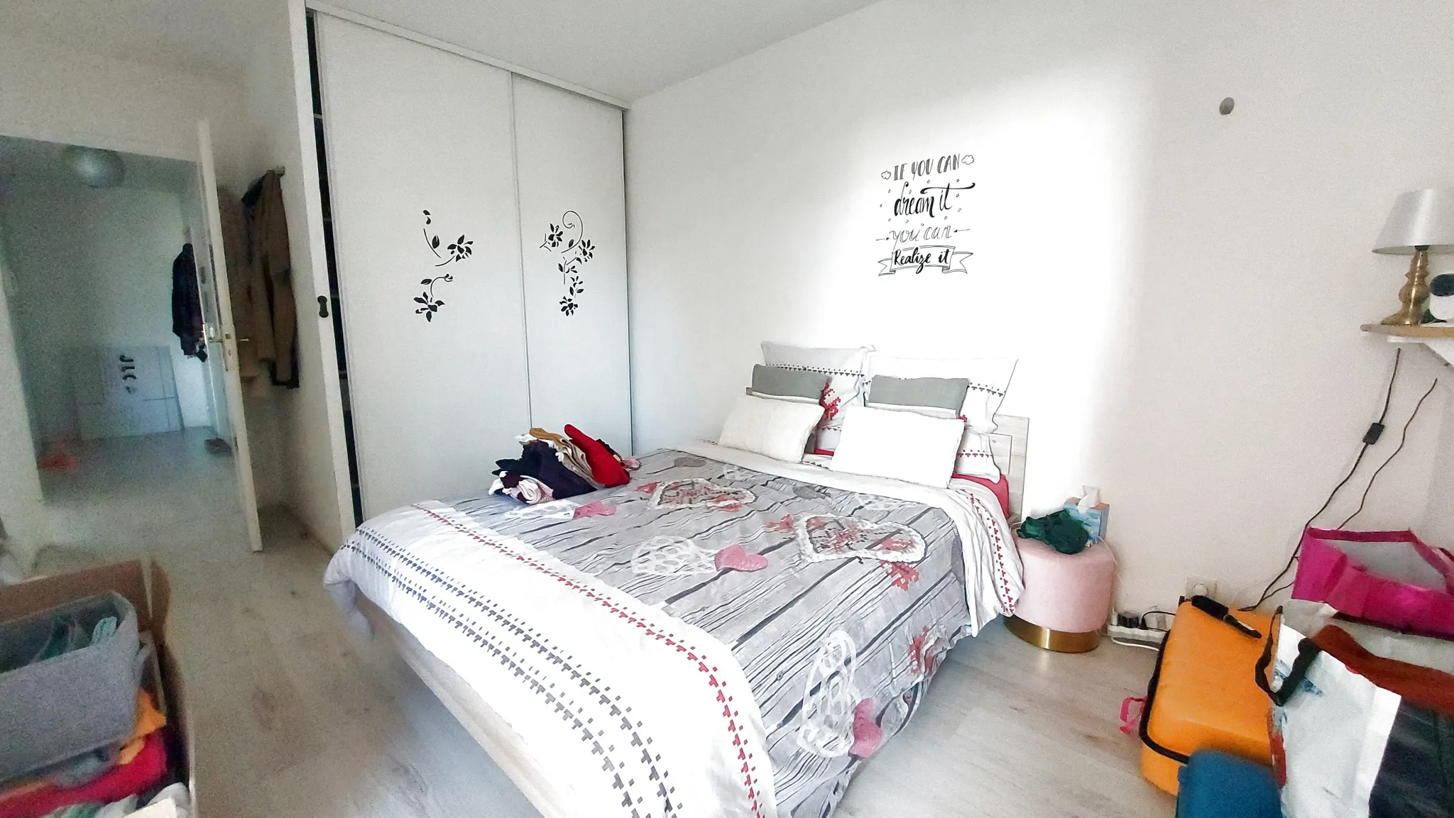 À vendre : Appartement T2 avec balcon à CERGY LE HAUT 