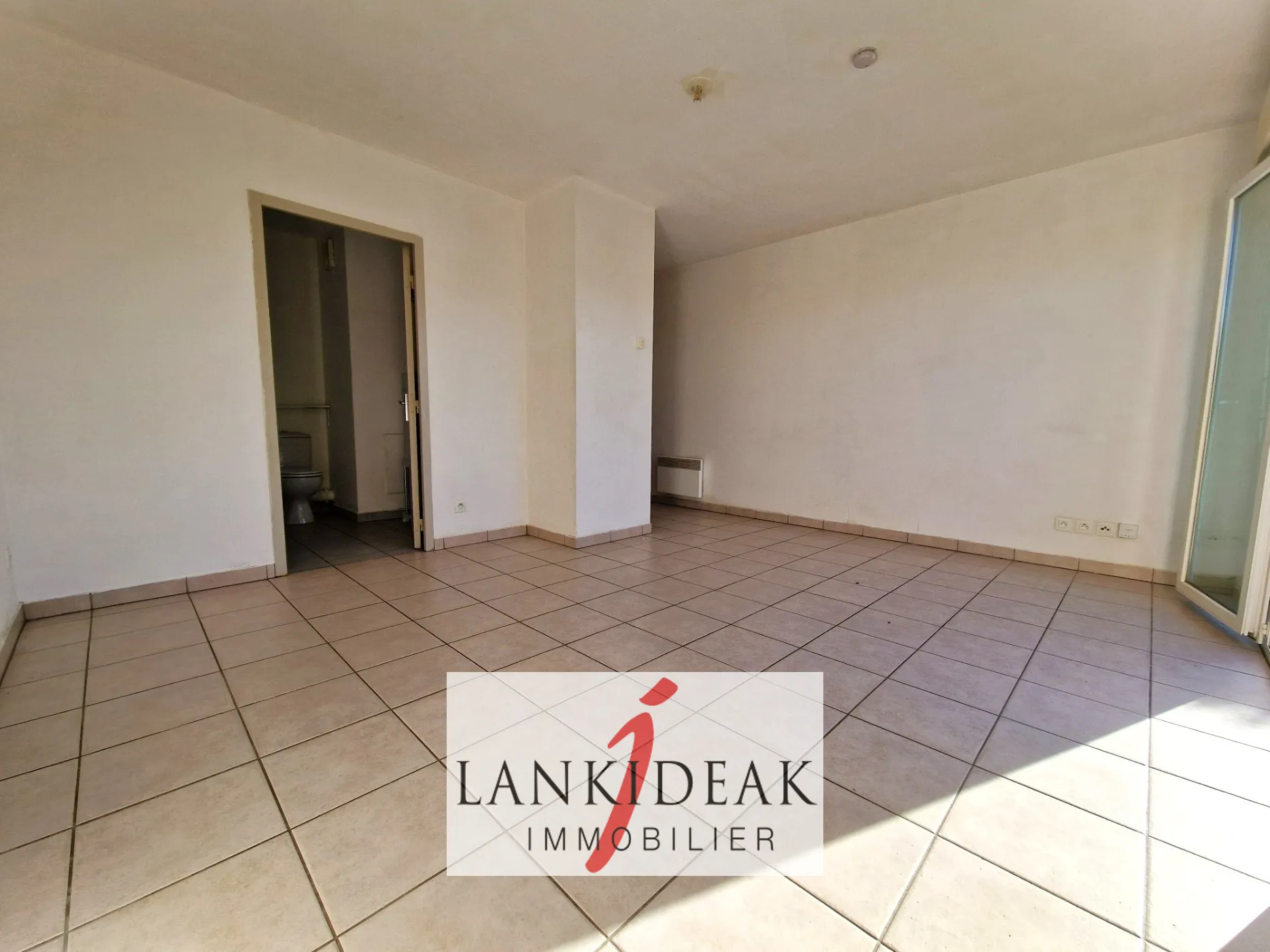 À vendre : Studio en rez-de-jardin à Boucau - 28 m² 