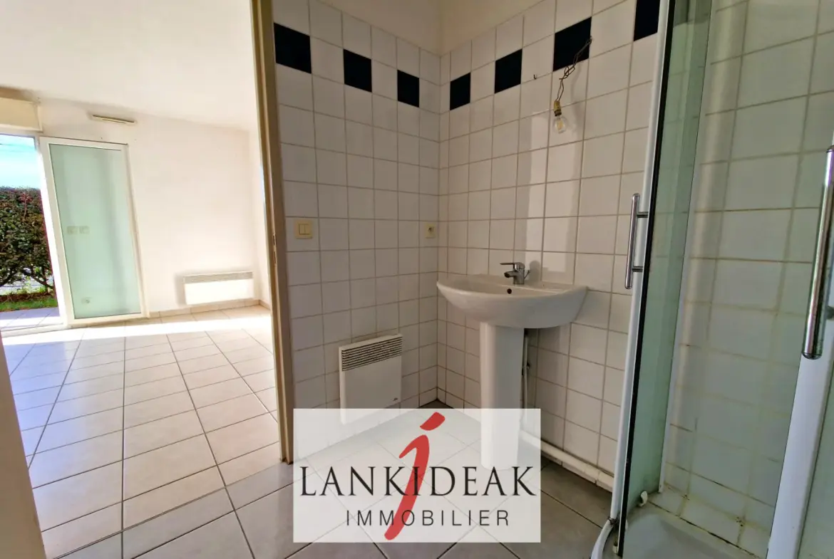 À vendre : Studio en rez-de-jardin à Boucau - 28 m² 