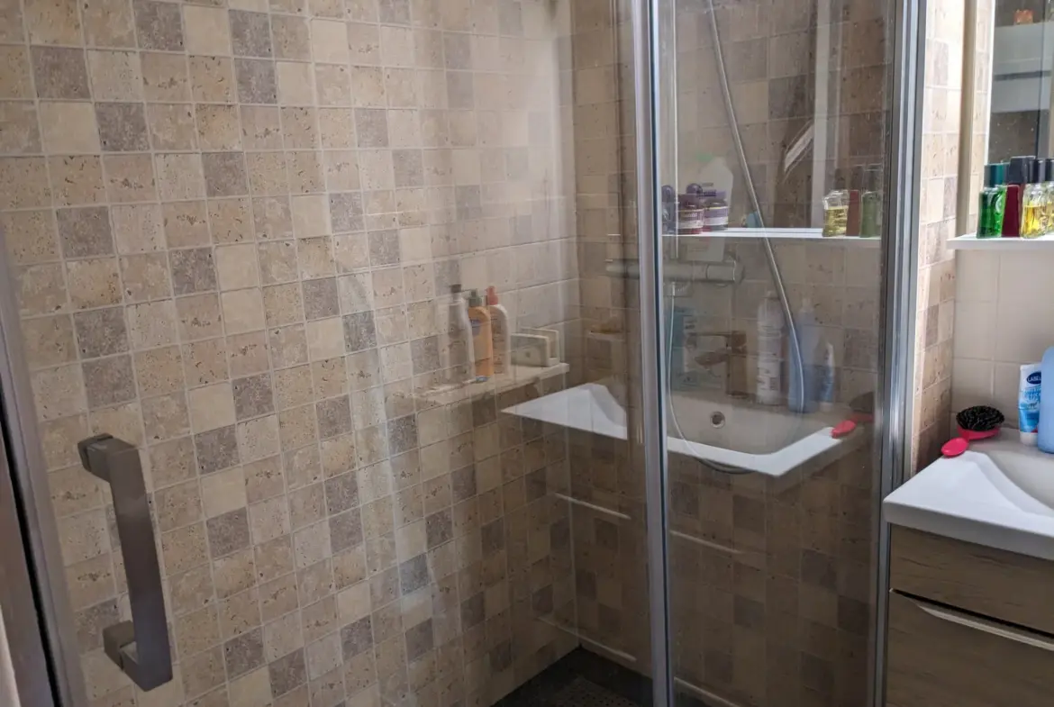 Appartement T4 à Nevers, centre-ville avec vue sur la Loire 